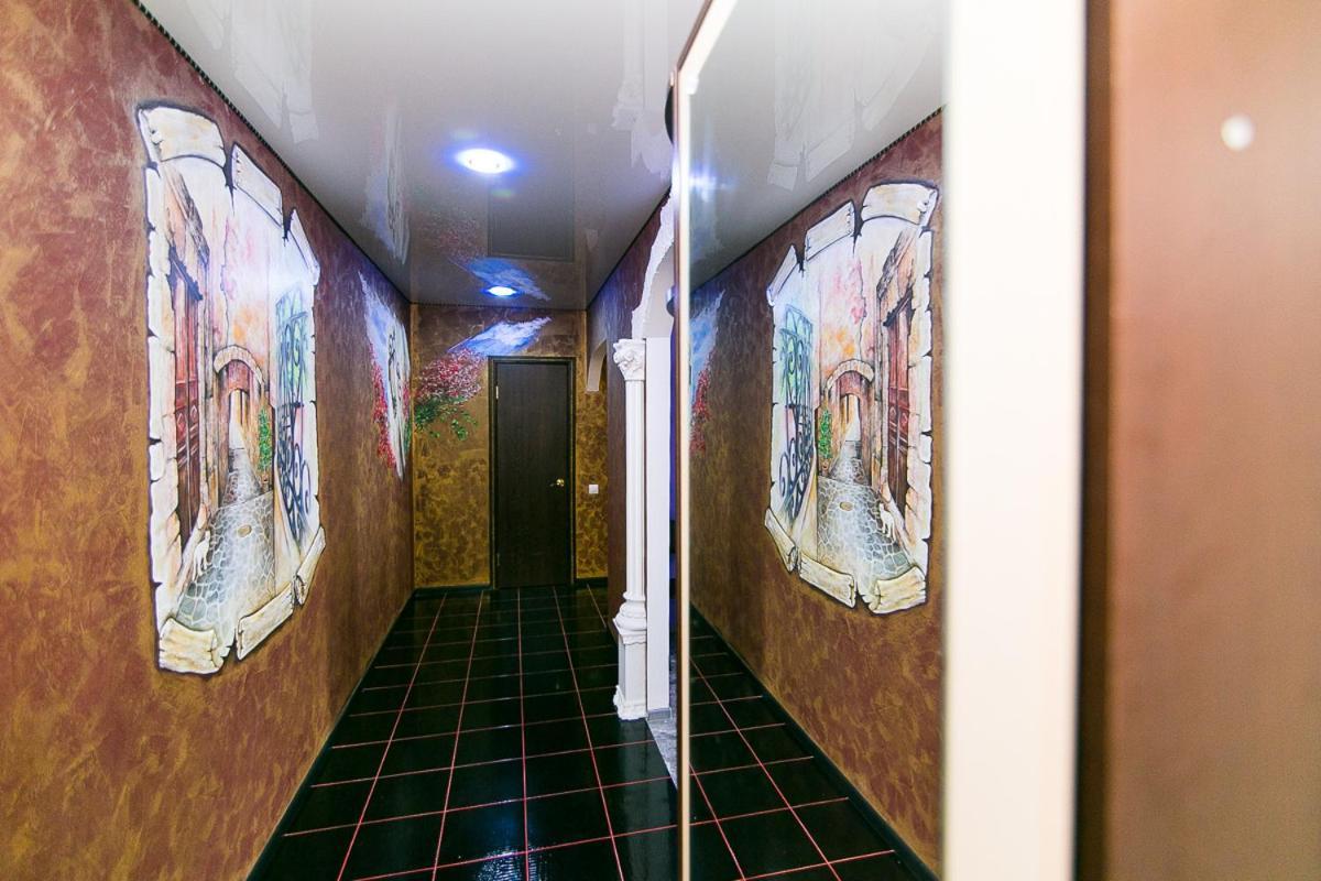 Vip Apartmens Faraon On Illinskaya 1 Floor Sumy Exterior photo