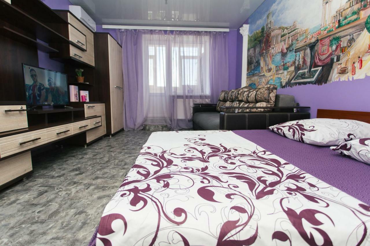Vip Apartmens Faraon On Illinskaya 1 Floor Sumy Exterior photo